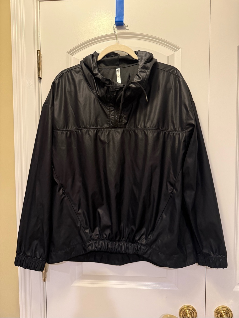 Fabletics Europa Pullover II, Black, Women’s Lightweight Jacket, L, EUC